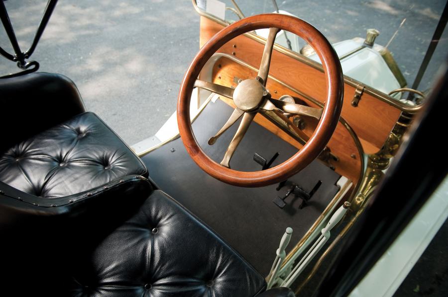  Buick Model 10 Runabout 1908 года  (фото 2 из 3)